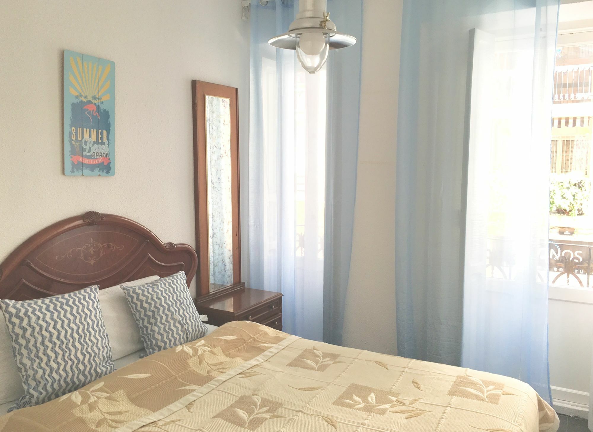 Oyo Ruzafa Guesthouse Valencia Kültér fotó